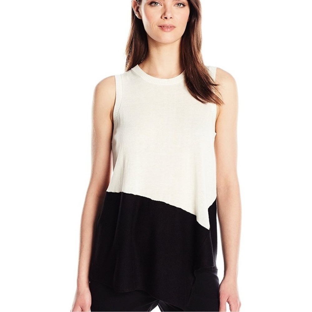 NWT Anne Klein Asymmetrical Sleeveless Color-Block Black White Top Size Medium